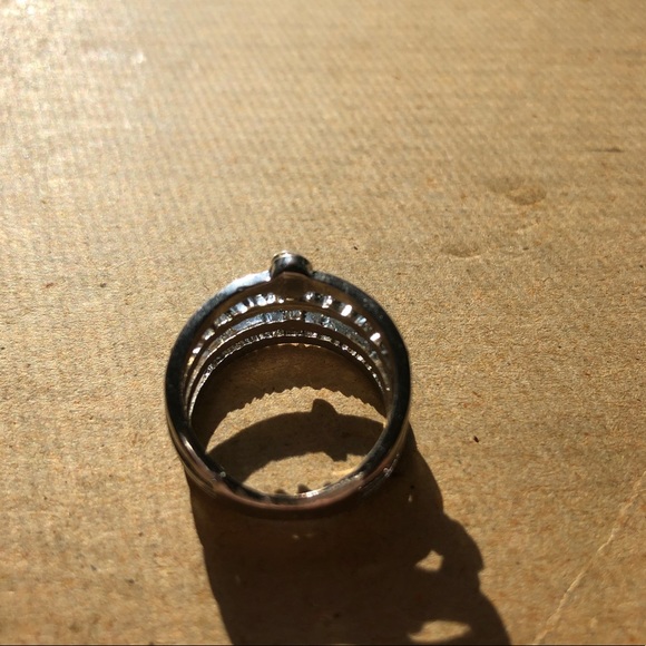 Silver Multi-Layered Ring - Picture 4 of 4